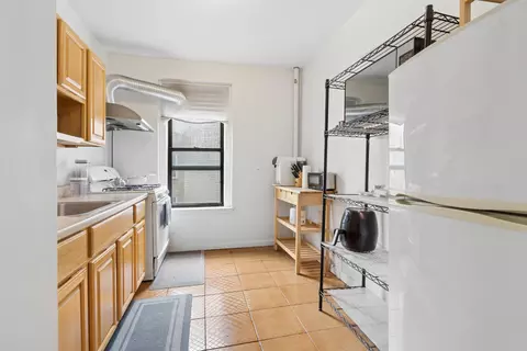 828 Gerard Ave #5G, New York City, NY 10451