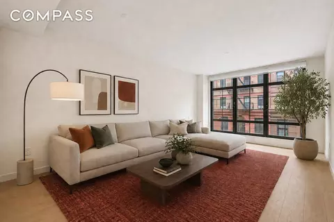 324 E 93rd St #2, New York, NY 10128