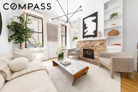 170 E 92nd St #1D, New York, NY 10128
