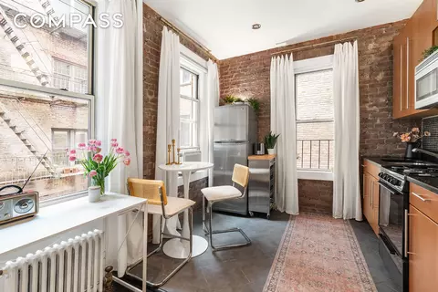 19 Grace Ct #3C, Brooklyn, NY 11201