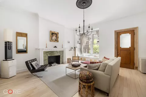 278 W 86th St #2AB, New York, NY 10024