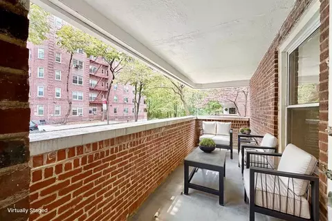 915 E 17th St #116, Brooklyn, NY 11230