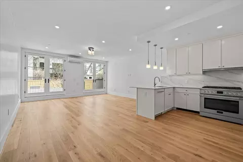 147 Luquer St #1, Brooklyn, NY 11231