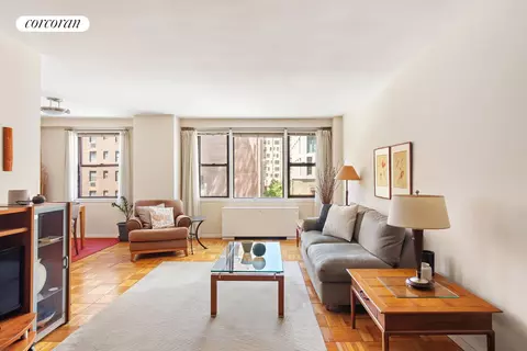 201 E 21st St #7B, New York, NY 10010
