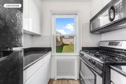 71-46 Little Neck Pkwy #155A, Glen Oaks, NY 11004