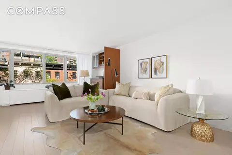 360 W 22nd St #5H, New York, NY 10011