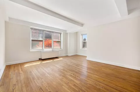 424 E 52nd St #12A, New York, NY 10022