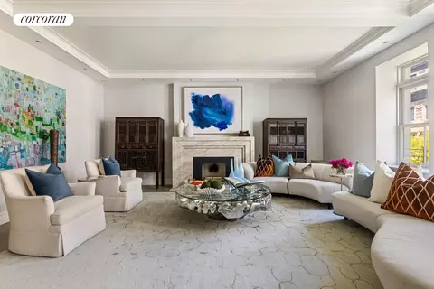 22 E 82nd St #5, New York, NY 10028
