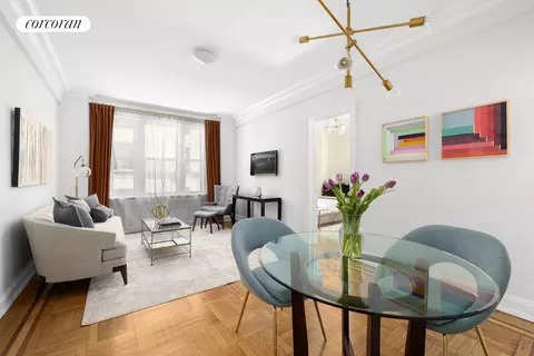 221 W 82nd St #3B, New York, NY 10024
