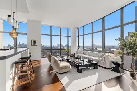 101 W 24th St #PH3B, New York, NY 10011
