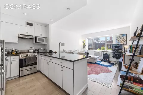 400 E 14th St #4C, New York, NY 10009