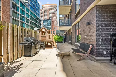 2-26 50th Ave #3DE, New York City, NY 11101