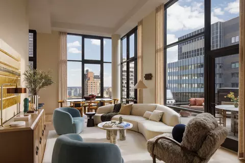 135 E 47th St #PHD, New York, NY 10017