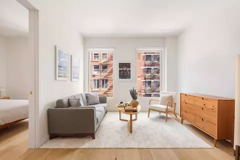 185 Grand St #4A, New York, NY 10013