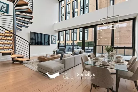 5 Court Sq #11A, New York City, NY 11101