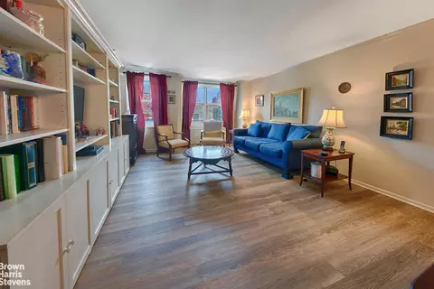 444 E 75th St #18F, New York, NY 10021
