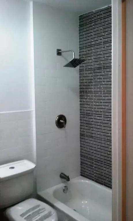 Bath - 1271 E 88th St, Brooklyn, NY 11236 photo 1 of 5