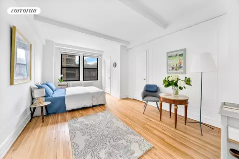 457 W 57th St #603, New York, NY 10019
