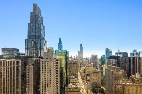 641 5th Ave #45G, New York, NY 10022