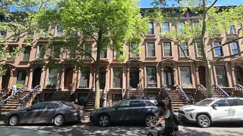 353 Clinton St # A, Brooklyn, NY 11231