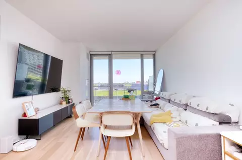 131-01 40th Rd #10W, New York City, NY 11354