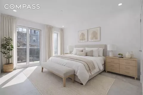 122 Palmetto St #2L, Brooklyn, NY 11221