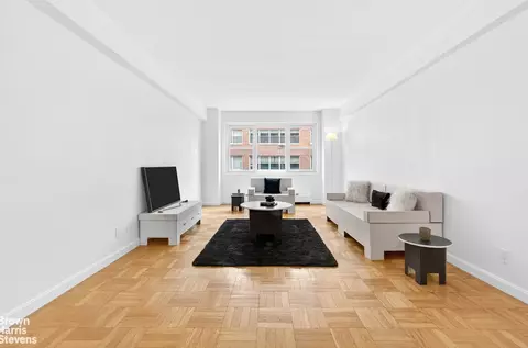 315 E 69th St #6L, New York, NY 10021