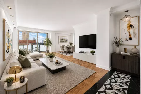 300 E 40th St #32/K, New York, NY 10016