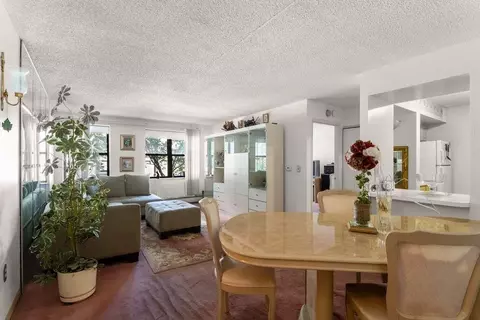 1919 Madison Ave #220, New York, NY 10035