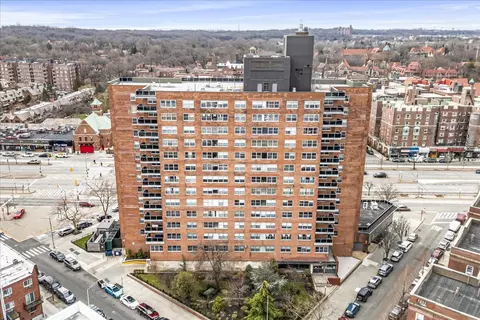 111-20 73rd Rd #3C, Forest Hills, NY 11375