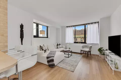 159 E 30th St #7A, New York, NY 10016