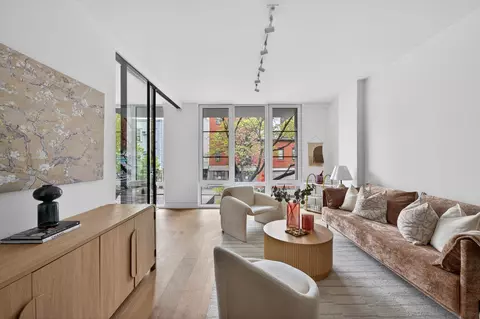 1110 Manhattan Ave #PH, Brooklyn, NY 11222