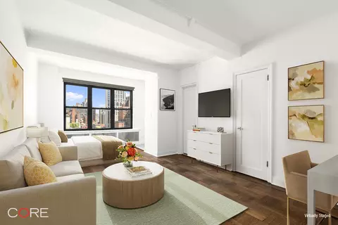 225 E 79th St #16E, New York, NY 10075