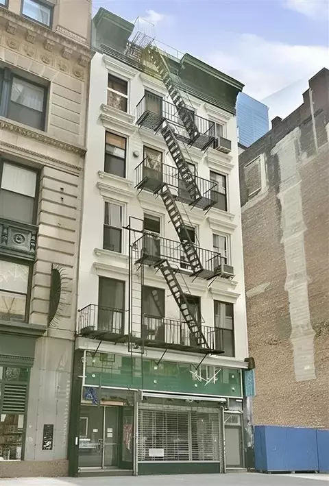 138 Fulton St #4-A, New York, NY 10038