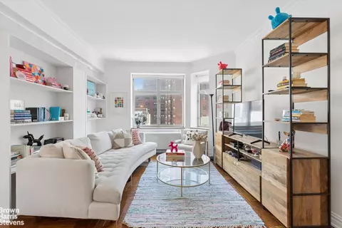 188 E 76th St #7C, New York, NY 10021