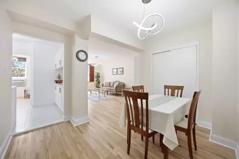 46-01 39th Ave #314, Sunnyside, NY 11104