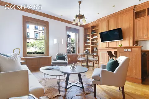 8 Pierrepont St #3, Brooklyn, NY 11201