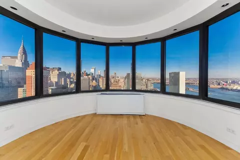 330 E 38th St #51G, New York, NY 10016