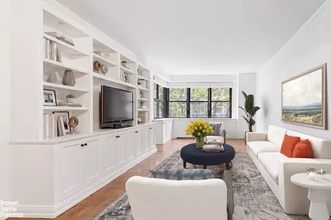 399 E 72nd St #3D, New York, NY 10021