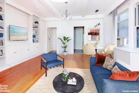 27 W 55th St #44, New York, NY 10019