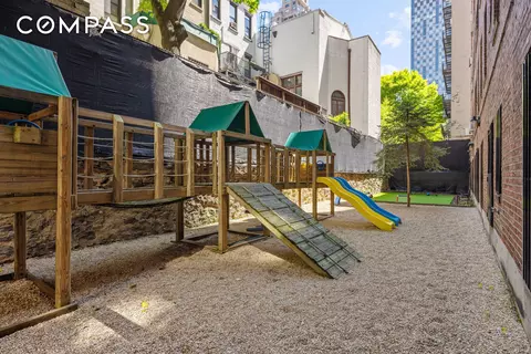 Exterior - 333 E 68th St #8A, New York, NY 10065 photo 2 of 2