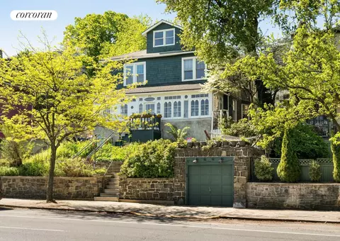 270 Richmond Ter, Staten Island, NY 10301