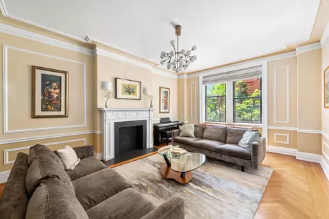 885 W End Ave #2A, New York, NY 10025