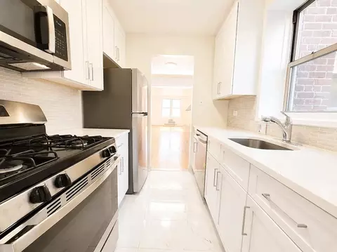 Kitchen - 2331 Ocean Ave #5A, Brooklyn, NY 11229 photo 1 of 2
