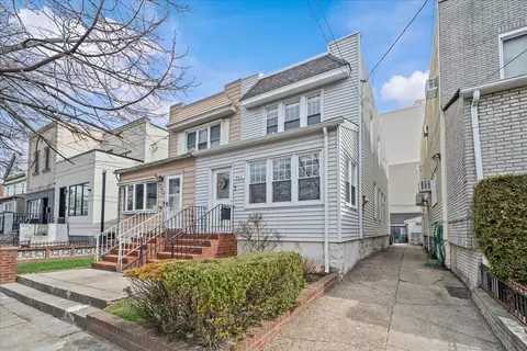 961 Dahill Rd, Brooklyn, NY 11204