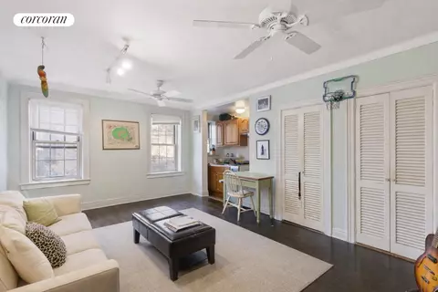 150 Burns St #1D, Forest Hills, NY 11375