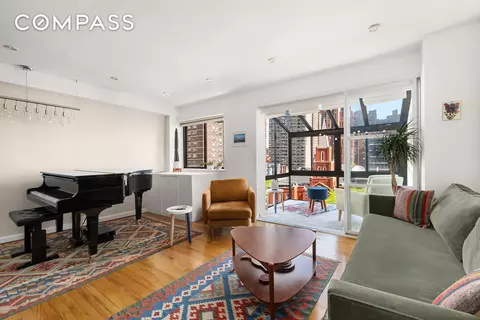 225 E 86th St #904, New York, NY 10028