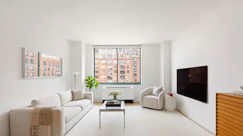 21 S End Ave #623, New York, NY 10280