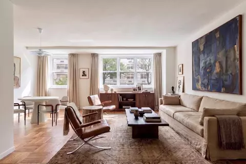 63 E 9th St #3M, New York, NY 10003