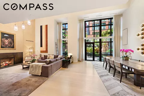 150 Charles St #M10, New York, NY 10014